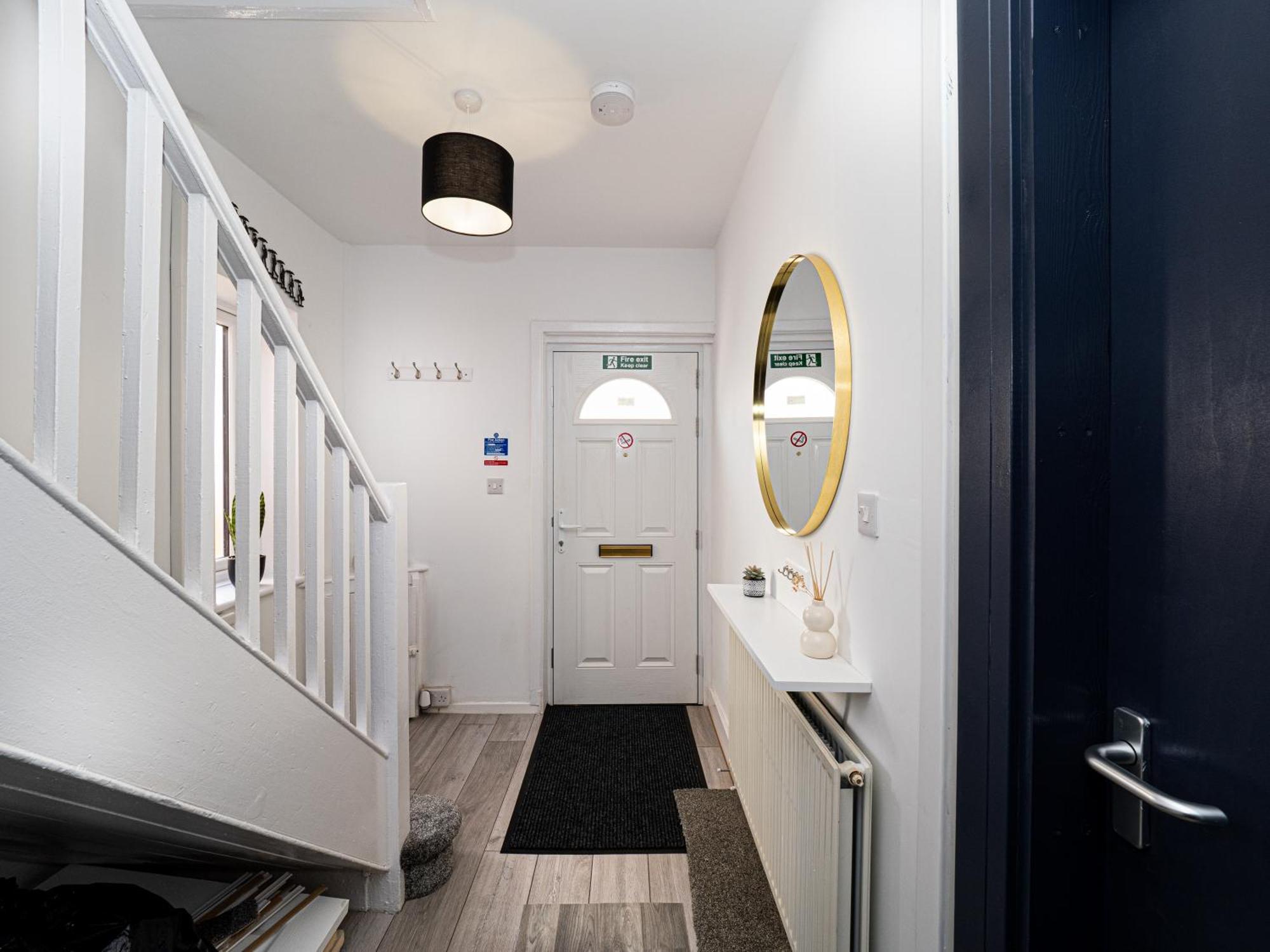 3Br Haven Retreat In Wallasey With Free Street Parking المظهر الخارجي الصورة