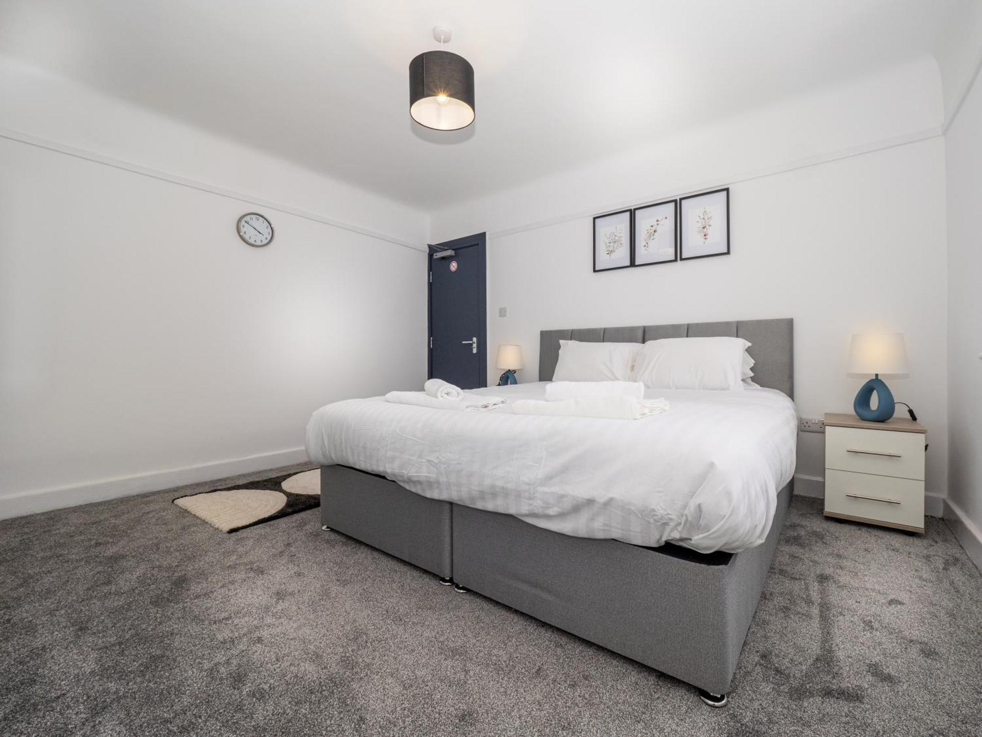 3Br Haven Retreat In Wallasey With Free Street Parking المظهر الخارجي الصورة
