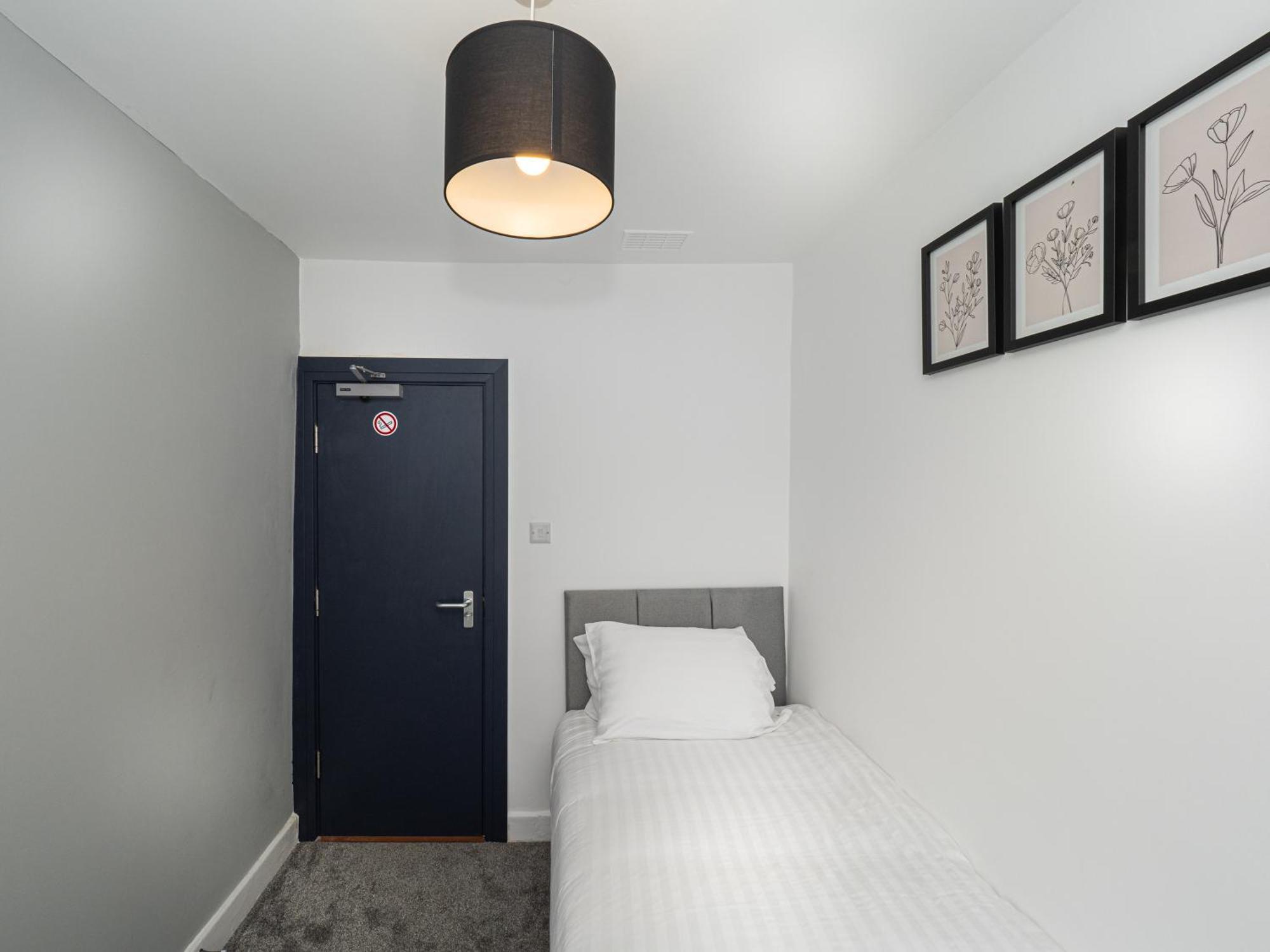 3Br Haven Retreat In Wallasey With Free Street Parking المظهر الخارجي الصورة